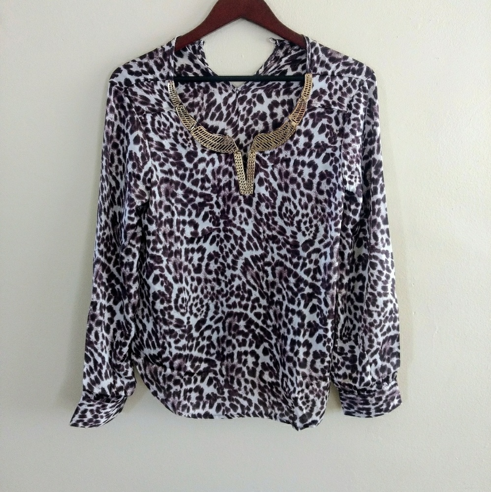 NWOT Roly poly long sleeve top